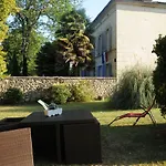 Panzió Les Demeures De La Laigne 4*