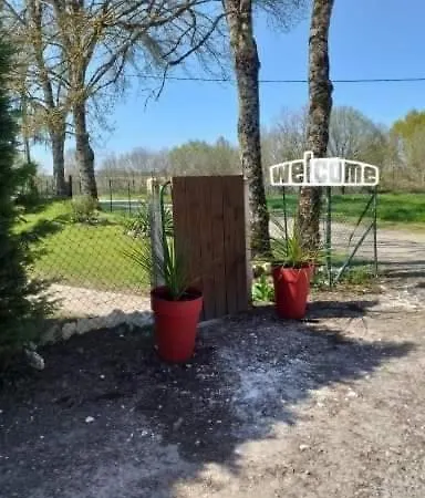 Les Demeures De La Laigne Couette-café