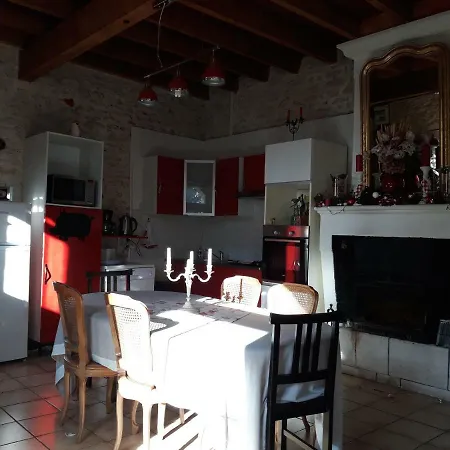 Bed and breakfast Les Demeures De La Laigne *