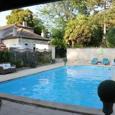 Les Demeures De La Laigne Couette-café Allas-Bocage