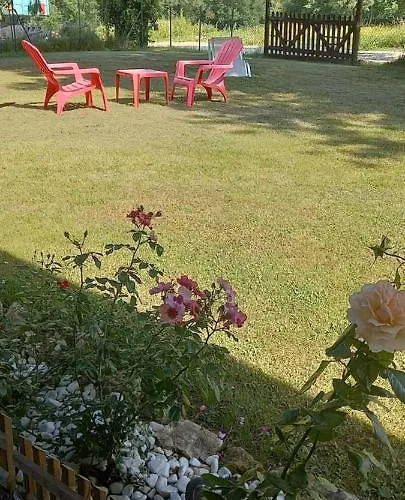 Les Demeures De La Laigne