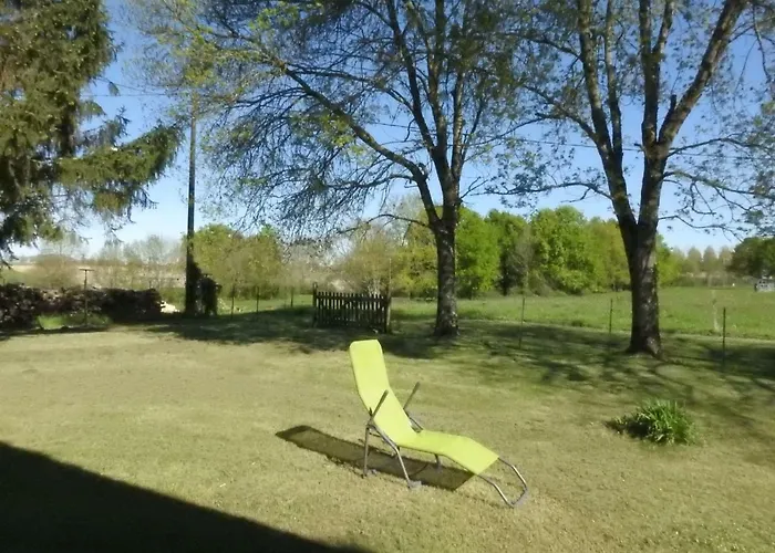 Les Demeures De La Laigne Bed & Breakfast Allas-Bocage