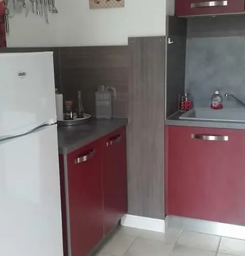 Les Demeures De La Laigne Bed & Breakfast Allas-Bocage