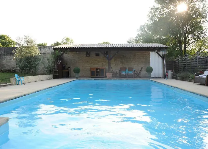 Les Demeures De La Laigne