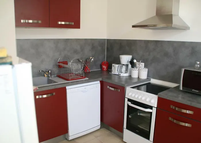 Les Demeures De La Laigne Bed & Breakfast