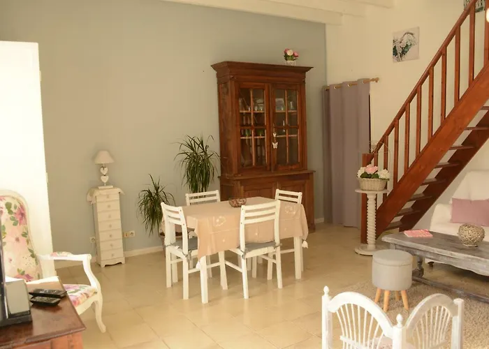 Les Demeures De La Laigne 4*